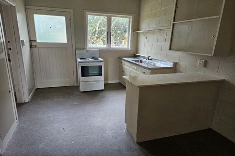 Photo of property in 96 Manawapou Road, Hawera, 4610