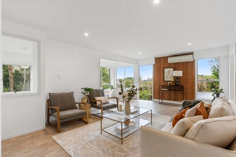 Photo of property in 4 Powrie Street, Glenfield, Auckland, 0629