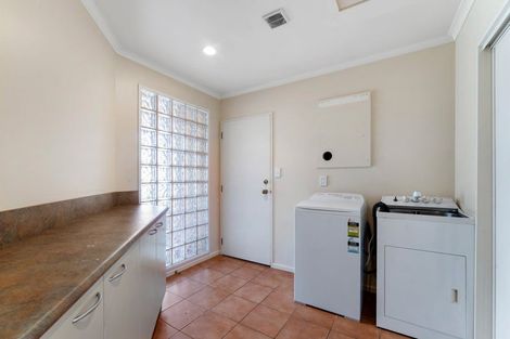 Photo of property in 12 Karina Crescent, Redwoodtown, Blenheim, 7201