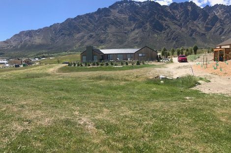 Photo of property in 29 Cunninghams Drive, Jacks Point, Queenstown, 9371