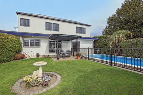 Photo of property in 24 Saint Hill Lane, Havelock North, 4130