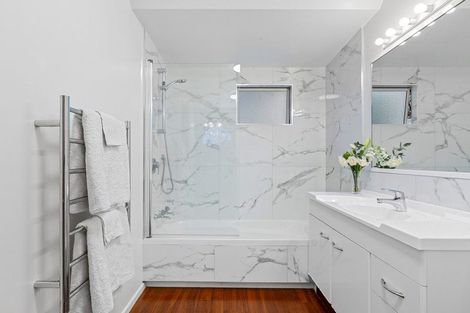 Photo of property in 2 Lewisham Park, St Albans, Christchurch, 8052