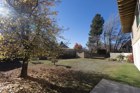 Photo of property in 35 Murray Place, Lake Tekapo, 7999