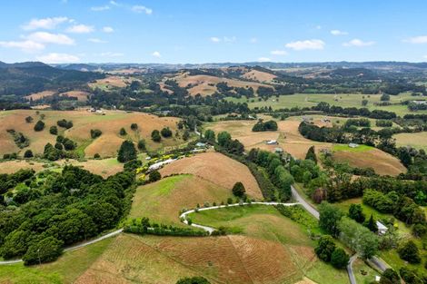 Photo of property in 71a Rapson Road, Kaukapakapa, 0871