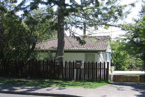 Photo of property in 75 Awaruku Road, Torbay, Auckland, 0630