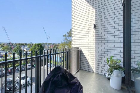 Photo of property in 208/165 Lake Road, Northcote, Auckland, 0627