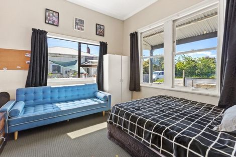 Photo of property in 63 Wakefield Street, Westport, 7825