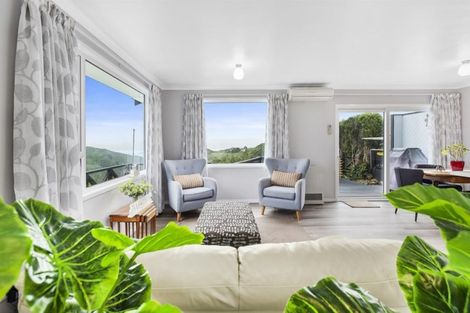 Photo of property in 7 Orissa Crescent, Broadmeadows, Wellington, 6035