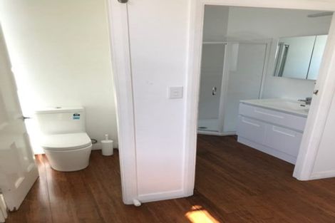 Photo of property in 61-61a Brougham Street, Mount Victoria, Wellington, 6011