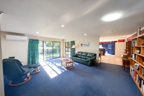 Photo of property in 15 Guinane Street, Dannevirke, 4930