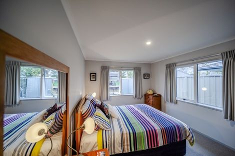 Photo of property in 1111c Karamu Road North, Mayfair, Hastings, 4122