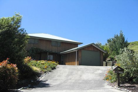 Photo of property in 17 Ledbury Road, Atawhai, Nelson, 7010