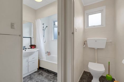 Photo of property in 33a Maire Street, Inglewood, 4330