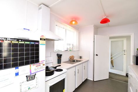 Photo of property in 111 Puriri Street, Gonville, Whanganui, 4501