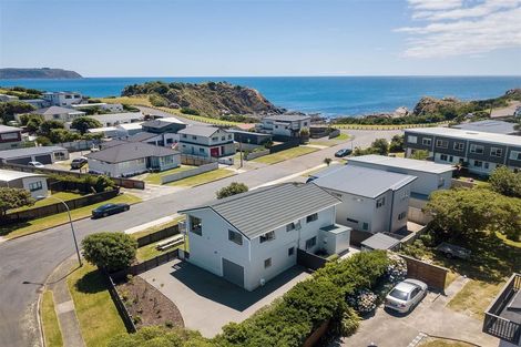 Photo of property in 1 John Street, Titahi Bay, Porirua, 5022