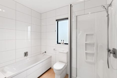 Photo of property in 37 Pepene Avenue, Takanini, 2112