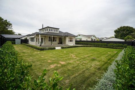 Photo of property in 324 College Street, West End, Palmerston North, 4410