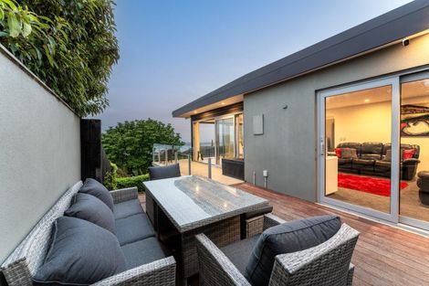 Photo of property in 10 Garfield Avenue, Roslyn, Dunedin, 9010