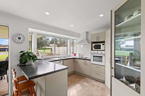 Photo of property in 40 Karo Street, Ruakaka, 0116