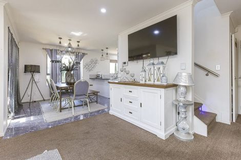 Photo of property in 5a Misty Place, Papatoetoe, Auckland, 2025