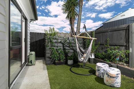 Photo of property in 469a Swanson Road, Ranui, Auckland, 0612