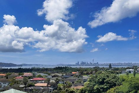 Photo of property in 2/504 Don Buck Road, Massey, Auckland, 0614