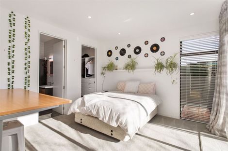 Photo of property in 12 Shotfirer Lane, Halswell, Christchurch, 8025