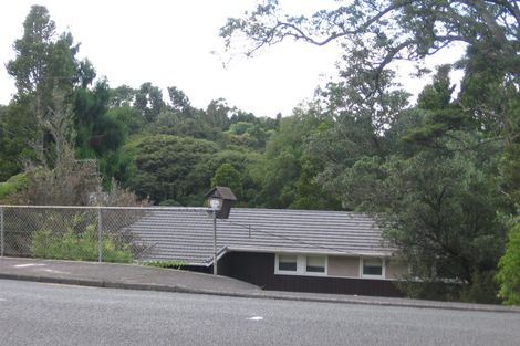 Photo of property in 352 Titirangi Road, Titirangi, Auckland, 0604