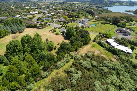 Photo of property in 10 Heron Hill, Kerikeri, 0230