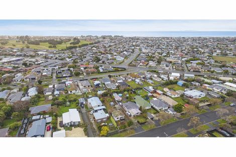 Photo of property in 37 Flemington Avenue, North New Brighton, Christchurch, 8083