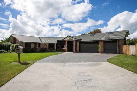 Photo of property in 14 Cowley Drive, Leamington, Cambridge, 3432