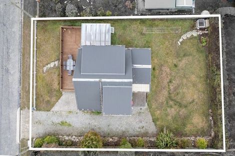 Photo of property in 2 Kelso Street, Roxburgh, 9500