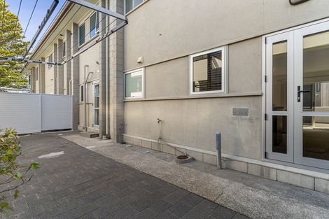 Photo of property in 3/21 The Mall, Mount Maunganui, 3116