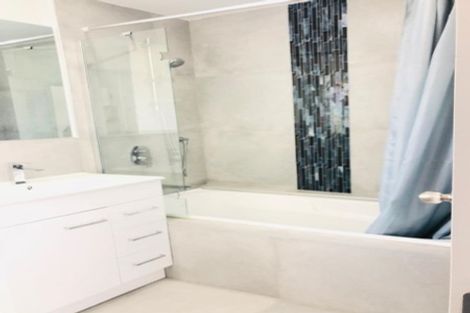 Photo of property in 9 Humphrey Kemp Avenue, Henderson, Auckland, 0612