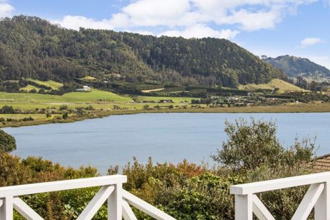 Photo of property in 251 Tanners Point Road, Tanners Point, Katikati, 3177