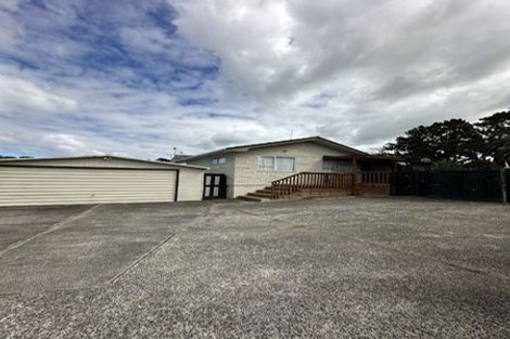 Photo of property in 1 Marvon Downs Avenue, Pakuranga Heights, Auckland, 2010