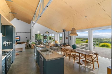 Photo of property in 15 Sandhill Heights, Mangawhai, 0975