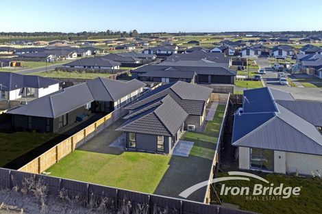 Photo of property in 37 Te Kanawa Lane, Rolleston, 7615