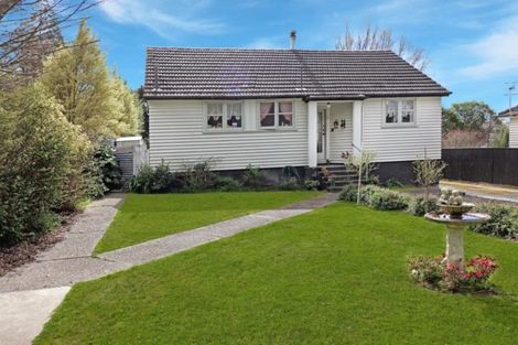 Photo of property in 40 Cole Street, Dannevirke, 4930