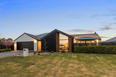 Photo of property in 24 Edward Law Boulevard, Prebbleton, 7604