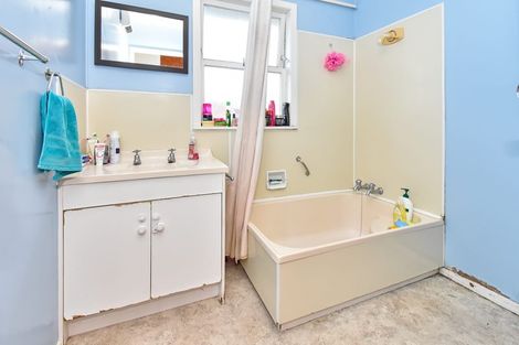 Photo of property in 1/42 Wallace Road, Papatoetoe, Auckland, 2025