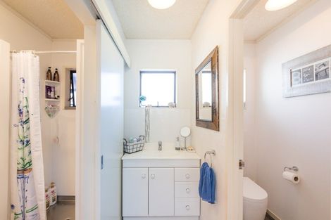 Photo of property in 28a Linklater Avenue, Foxton Beach, Foxton, 4815