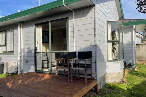 Photo of property in 8a Kentwood Drive, Woodridge, Wellington, 6037