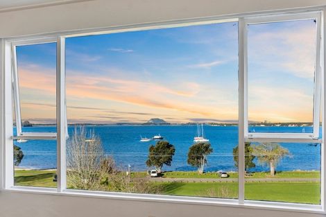 Photo of property in 39 Harbour View Road, Omokoroa, 3114