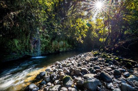 Photo of property in 1946 Mountain Road, Norfolk, Inglewood, 4388