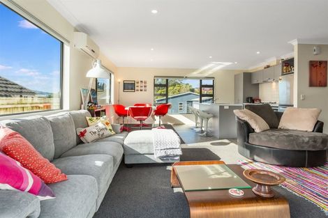 Photo of property in 74 Staithes Drive North, Whitby, Porirua, 5024