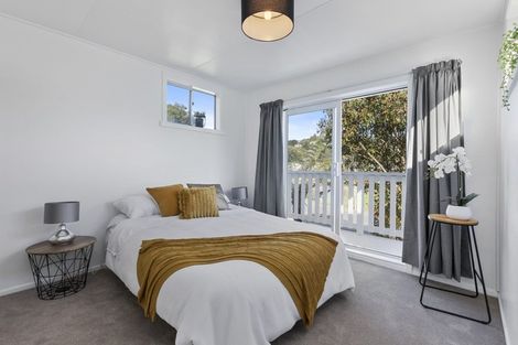 Photo of property in 35 Thomas Street, Stokes Valley, Lower Hutt, 5019