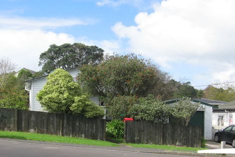 Photo of property in 2/2a Bowers Road, Glen Eden, Auckland, 0602