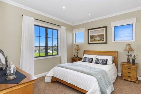 Photo of property in 166 Oriental Parade, Papamoa Beach, Papamoa, 3118