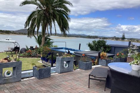 Photo of property in 11 Ewen Street, Ngunguru, Whangarei, 0173